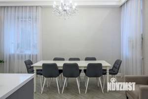 Дом 527м&sup2;, 3-этажный, участок 13 сот.  