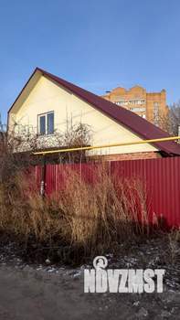 Дом 100м², 2-этажный, участок 6 сот.  