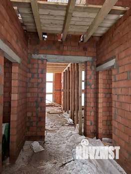 Дом 240м², 2-этажный, участок 8 сот.  