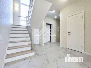 Дом 150м&sup2;, 2-этажный, участок 5 сот.  