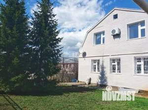 Дом 360м², 2-этажный, участок 10 сот.  