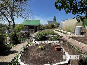 Дом 20м&sup2;, 2-этажный, участок 5 сот.  