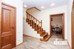 Коттедж 229м&sup2;, 2-этажный, участок 7 сот.  