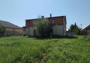 Дом 350м², 2-этажный, участок 15 сот.  