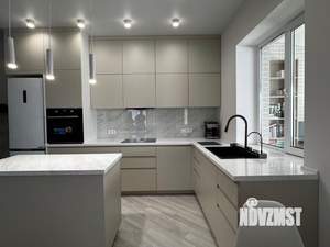 Коттедж 352м², 2-этажный, участок 12 сот.  