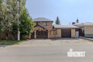 Дом 142м², 2-этажный, участок 8 сот.  