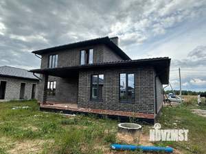 Коттедж 212м², 2-этажный, участок 6 сот.  