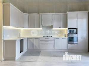 Дом 295м&sup2;, 2-этажный, участок 10 сот.  