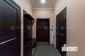 Дом 175м², 2-этажный, участок 10 сот.  