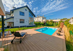 Дом 291м², 3-этажный, участок 8 сот.  