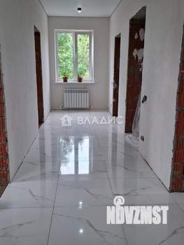 Дом 209м², 2-этажный, участок 5 сот.  