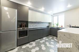 Дом 114м², 2-этажный, участок 5 сот.  