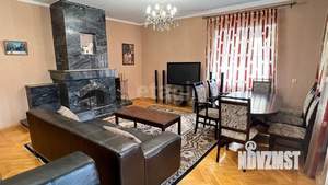 Дом 371м², 3-этажный, участок 13 сот.  