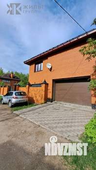 Дом 220м², 2-этажный, участок 8 сот.  