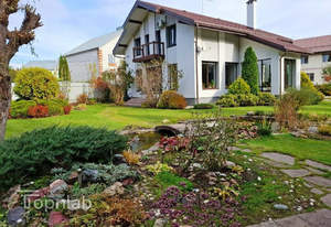 Дом 236м&sup2;, 3-этажный, участок 8 сот.  