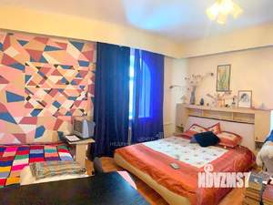 Дом 364м&sup2;, 2-этажный, участок 13 сот.  