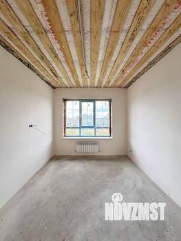 Коттедж 200м&sup2;, 2-этажный, участок 6 сот.  