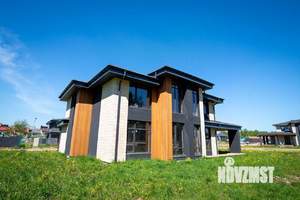 Дом 305м&sup2;, 2-этажный, участок 10 сот.  