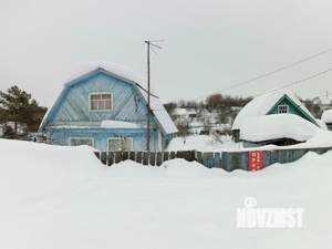 Дом 60м&sup2;, 2-этажный, участок 6 сот.  