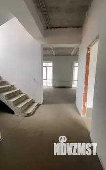 Дом 120м&sup2;, 2-этажный, участок 4 сот.  