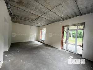 Дом 196м², 2-этажный, участок 9 сот.  