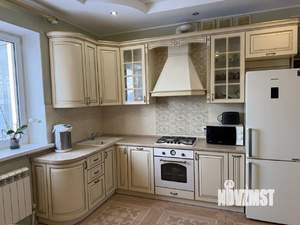 Коттедж 221м&sup2;, 2-этажный, участок 7 сот.  