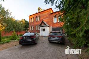 Дом 245м², 2-этажный, участок 9 сот.  