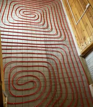 Дом 72м&sup2;, 2-этажный, участок 0 сот.  