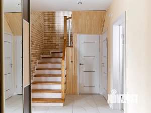 Дом 120м&sup2;, 2-этажный, участок 6 сот.  