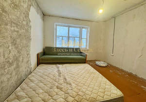 Дом 64м&sup2;, 2-этажный, участок 5 сот.  