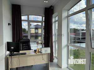 Дом 379м&sup2;, 3-этажный, участок 14 сот.  