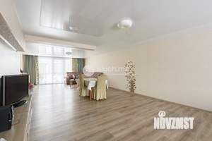 Дом 168м&sup2;, 2-этажный, участок 8 сот.  