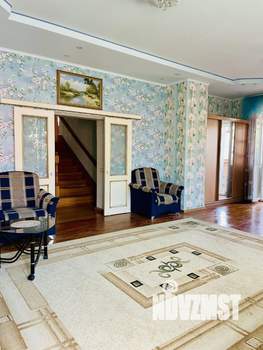 Дом 265м², 3-этажный, участок 7 сот.  