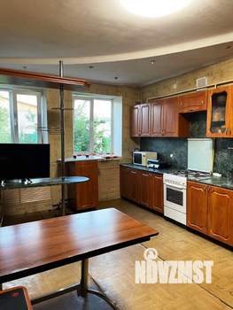 Дом 188м², 2-этажный, участок 5 сот.  