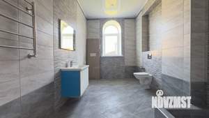 Дом 295м&sup2;, 2-этажный, участок 15 сот.  