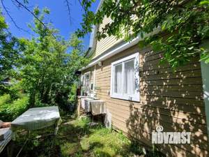 Дом 35м&sup2;, 2-этажный, участок 3 сот.  