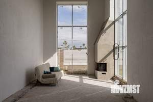 Дом 285м&sup2;, 2-этажный, участок 8 сот.  