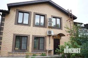 Коттедж 240м&sup2;, 2-этажный, участок 6 сот.  