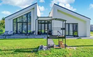 Дом 136м&sup2;, 1-этажный, участок 10 сот.  