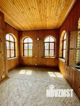 Дом 265м², 3-этажный, участок 7 сот.  