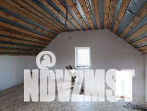 Дом 90м&sup2;, 2-этажный, участок 4 сот.  