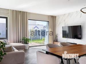Дом 250м², 2-этажный, участок 8 сот.  