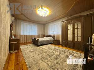 Дом 221м², 3-этажный, участок 5 сот.  