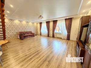 Дом 146м², 2-этажный, участок 8 сот.  