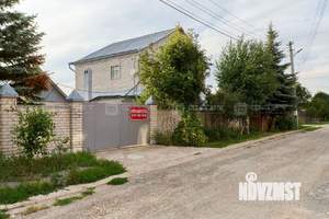 Дом 143м², 2-этажный, участок 10 сот.  