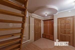Дом 279м², 2-этажный, участок 11 сот.  