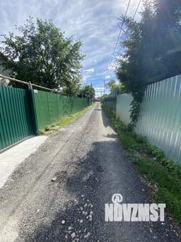 Дом 9м², 2-этажный, участок 6 сот.  