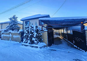 Дом 130м&sup2;, 2-этажный, участок 4 сот.  