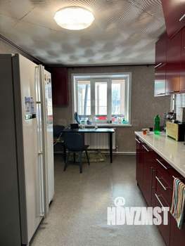 Дом 515м&sup2;, 2-этажный, участок 4 сот.  