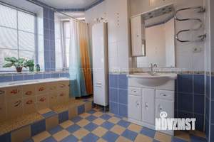 Дом 340м², 2-этажный, участок 6 сот.  